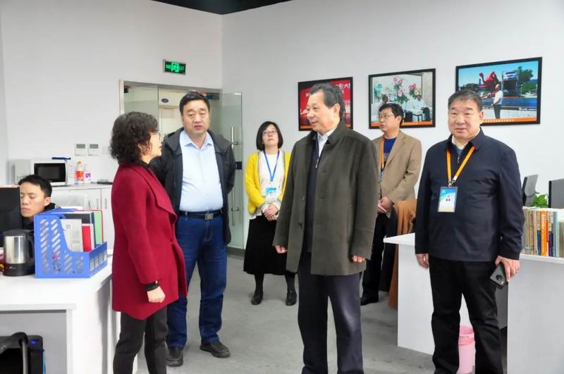 1684895050459841.jpg 640 (2).jpg