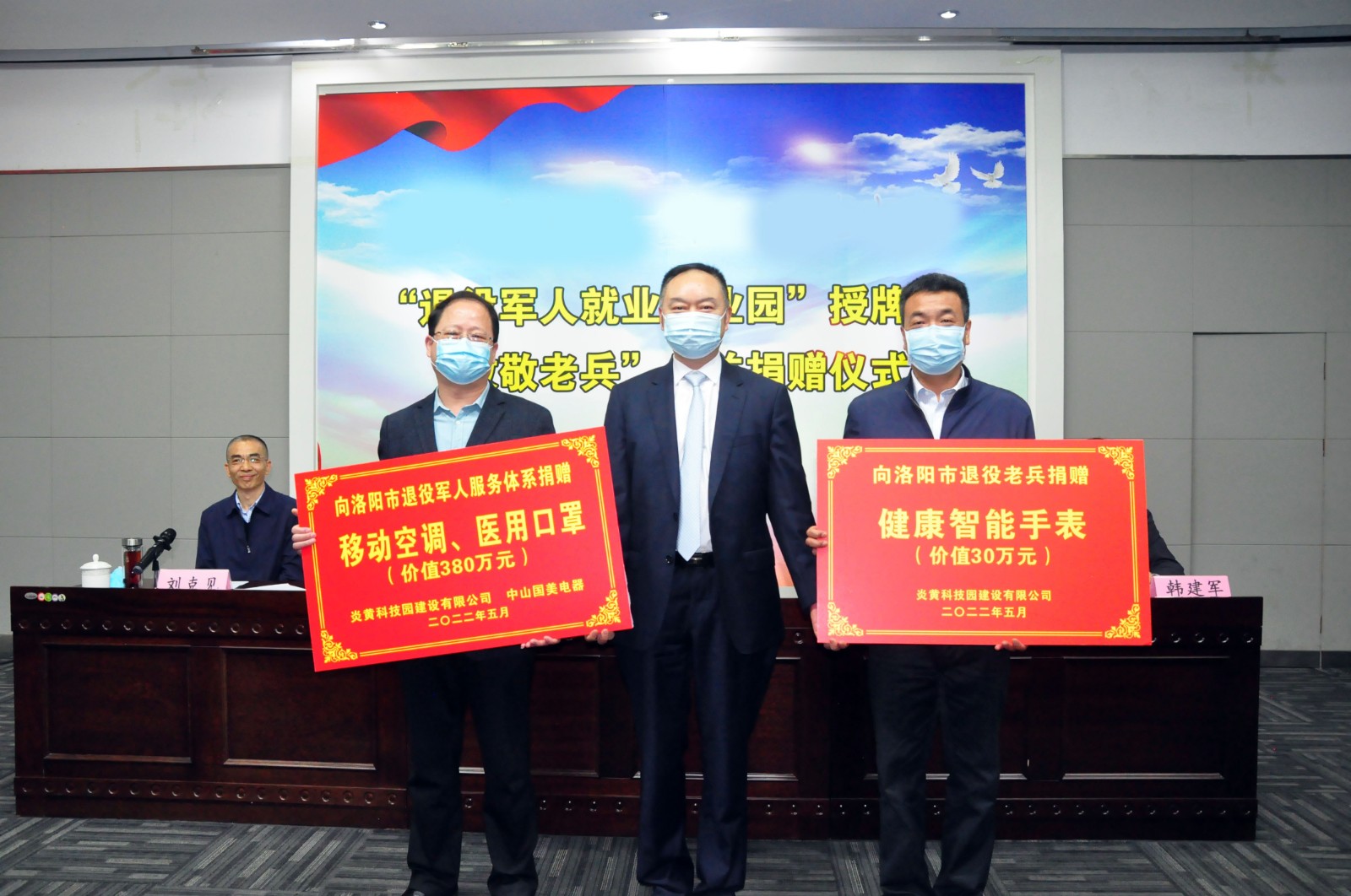 1754530361279170.jpg DSC_330.jpg